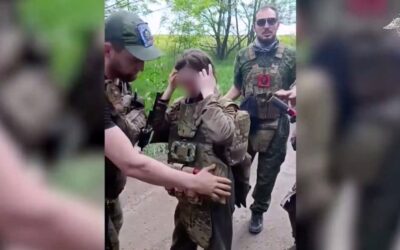 10-річна українська дівчинка на телеканалі «Звезда»: російські військові заявляють, що врятували дитину, яка місяць виживала під обстрілами самотужки.