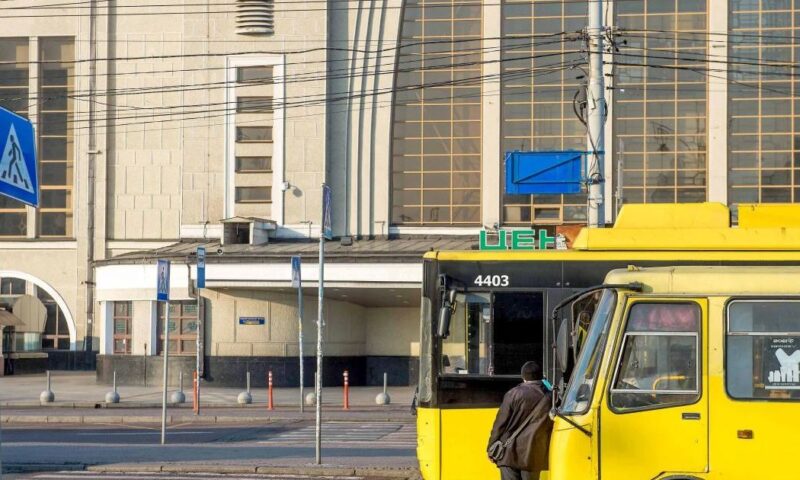 Космічна ціна у 30 гривень за проїзд: чиновники мовчать, а кияни отримають найдорожчі квитки в Європі