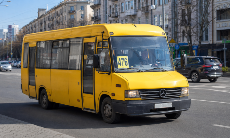 Маршрутка №476 у Києві: від Оболоні до Дарниці