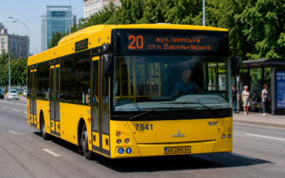 Автобус 20 у Києві: маршрут від центру до Корчуватого