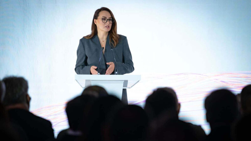 До парламенту подано заяву про звільнення прем’єрки Свириденко