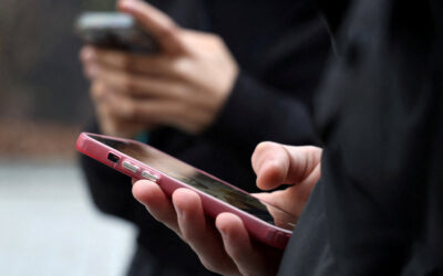 Франція готується обмежити доступ дітей до соцмереж