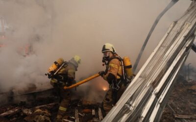 Повітряні сили ЗСУ: війська ППО збили дві ракети та 111 безпілотників РФ, зафіксовано попадання балістичних ракет
