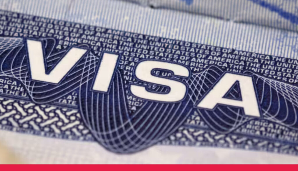 Серйозні візові бар'єри для закордонних журналістів у США ускладнять репортажі про події в країні, — RSF