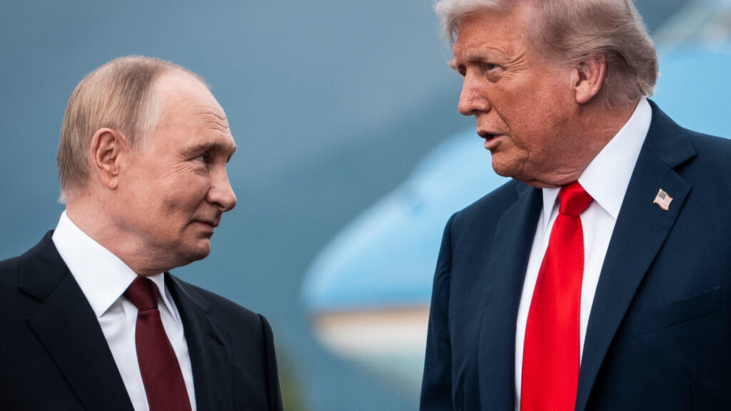 Трамп намагався уникнути війни з Іраном, Путін продовжував війну в Україні, тепер обидва опинилися в глухому куті.