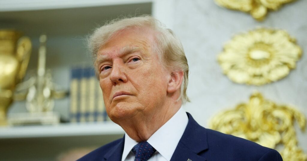 Трамп повідомив, що США готові продовжити переговори з Іраном, але наголосив, що перемир’я завершилось