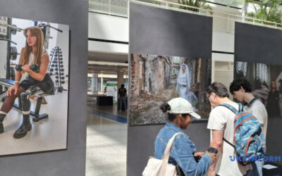 У Гаазі презентували фотовиставку Говарда Баффета, присвячену стійкості українського народу.