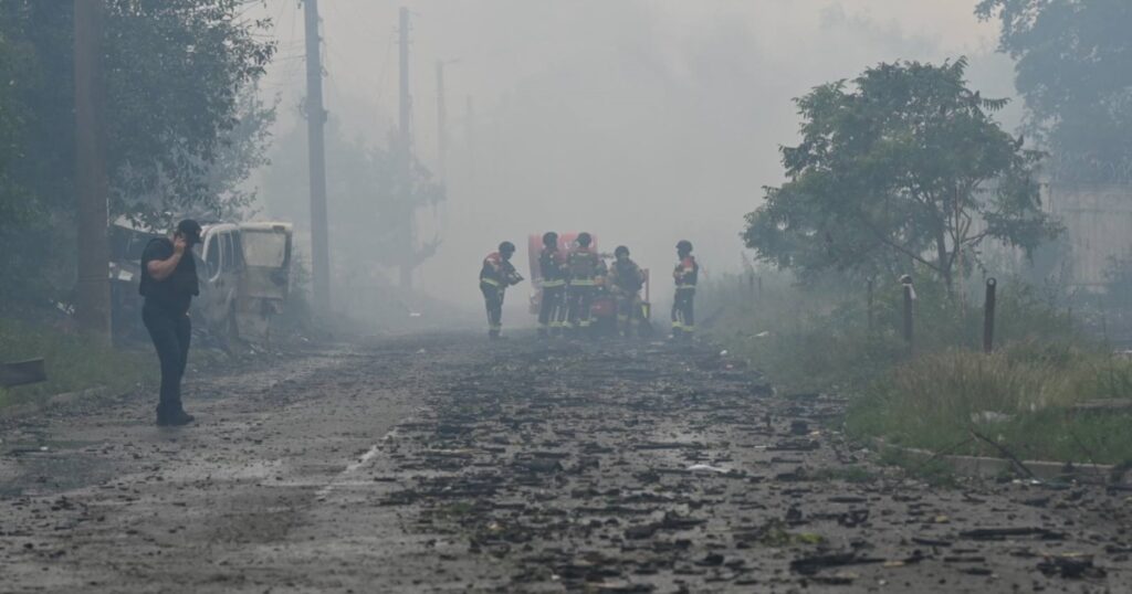 У Вишневому вже четверту добу усувають наслідки атаки РФ