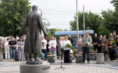 У Житомирі віддали шану пам’яті Олега Ольжича