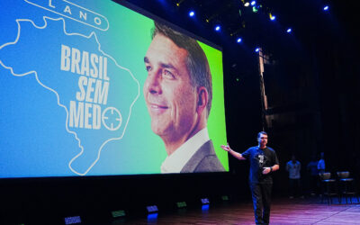 Una película exalta a Jair Bolsonaro mientras su hijo enfrenta consecuencias políticas.