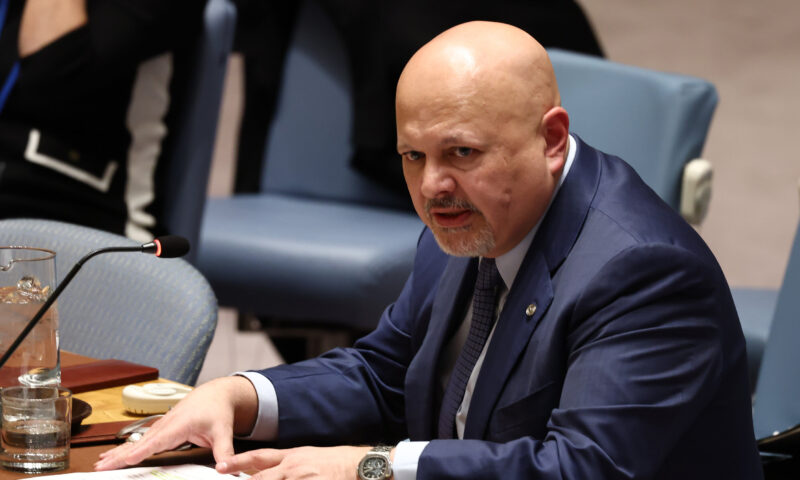 Внутрішні документи виявили, що прокурор Міжнародного кримінального суду займався сексуальними домаганнями