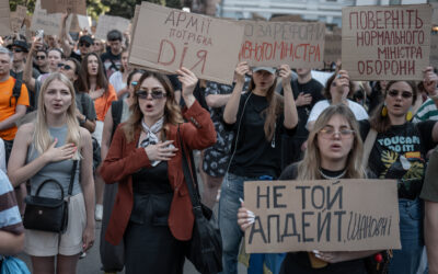 Зеленський зіштовхується з вимогою звільнити головного генерала України