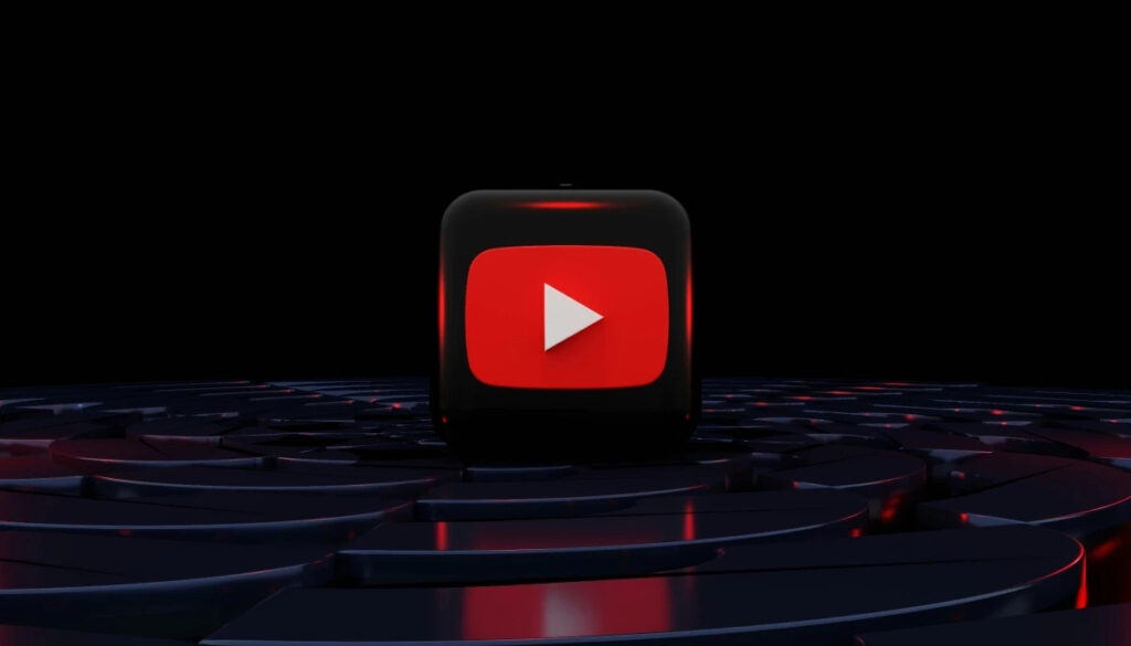 Bloomberg: YouTube платить блогерам мільйони, щоб ті не працювали з Netflix
