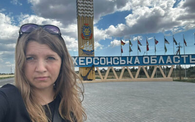 Кореспондентка Олена Гнітецька отримала поранення в результаті удару російського безпілотника в Херсоні.
