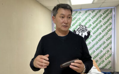 Незалежного журналіста Лукпана Ахмедьярова не дозволили покинути Казахстан