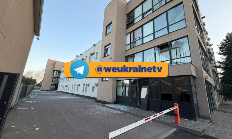 Офіс телеканалу «Ми — Україна» постраждав унаслідок обстрілу Києва російськими військами.