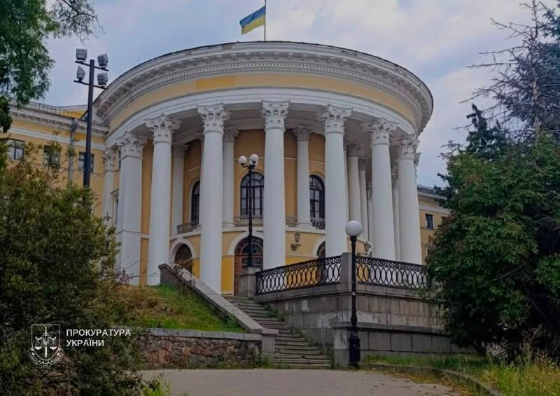 Суд передав державі будівлю колишнього Жовтневого палацу.