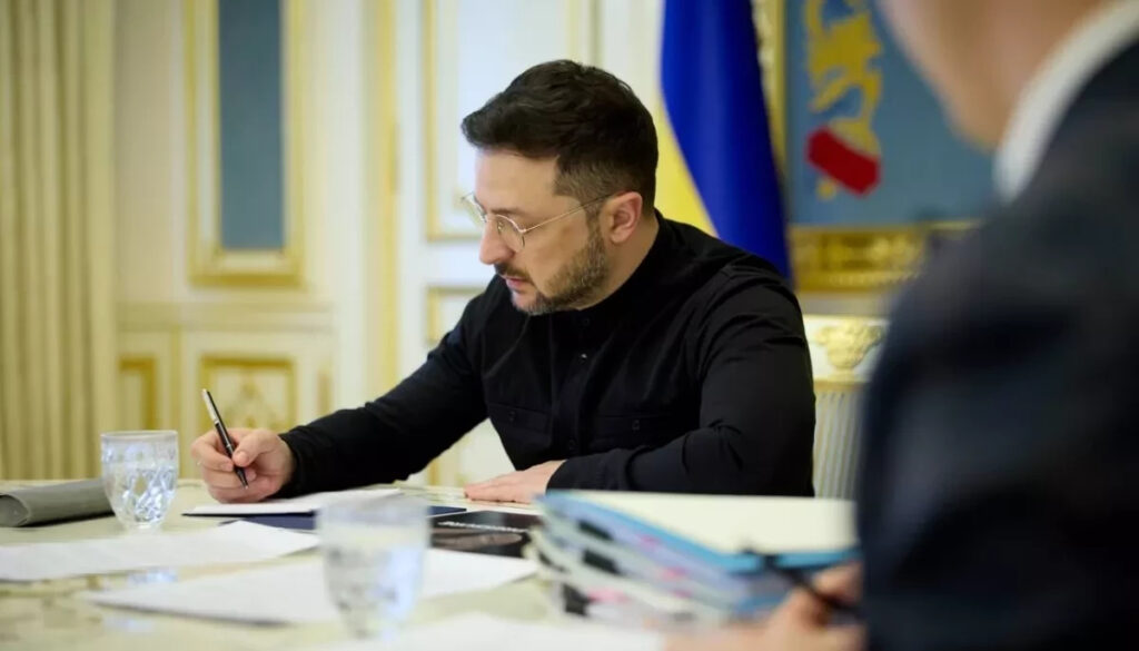 Зеленський затвердив закон про заснування Українського національного пантеону.