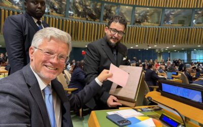 Андрій Мельник роз’яснив причини утримання України під час голосування в ООН за змінену карту світу