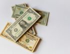 Колишнього оператора телесуфлера Білого дому оштрафували на понад $172 тисячі за ставки на виступи Трампа.