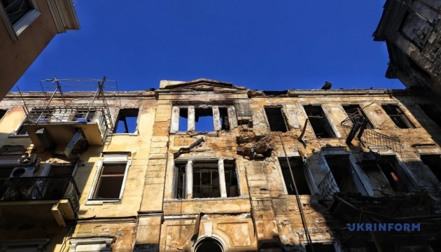 В Україні росіяни знищили 2138 пам’яток культурної спадщини та 2640 культурних установ.