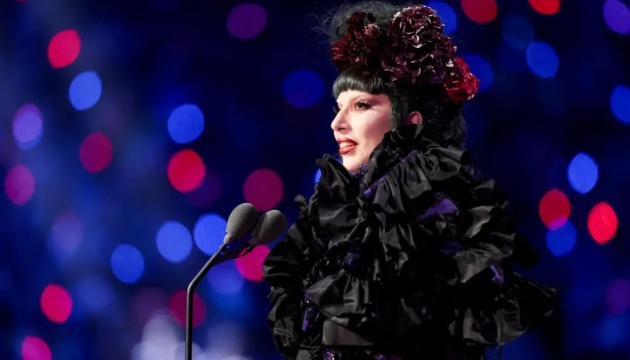 Відома американська виконавиця Леді Гага стала матір'ю.
