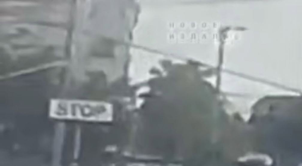 Вперше відео вибуху біля будівлі СБУ оприлюднив канал, пов’язаний із Шарієм